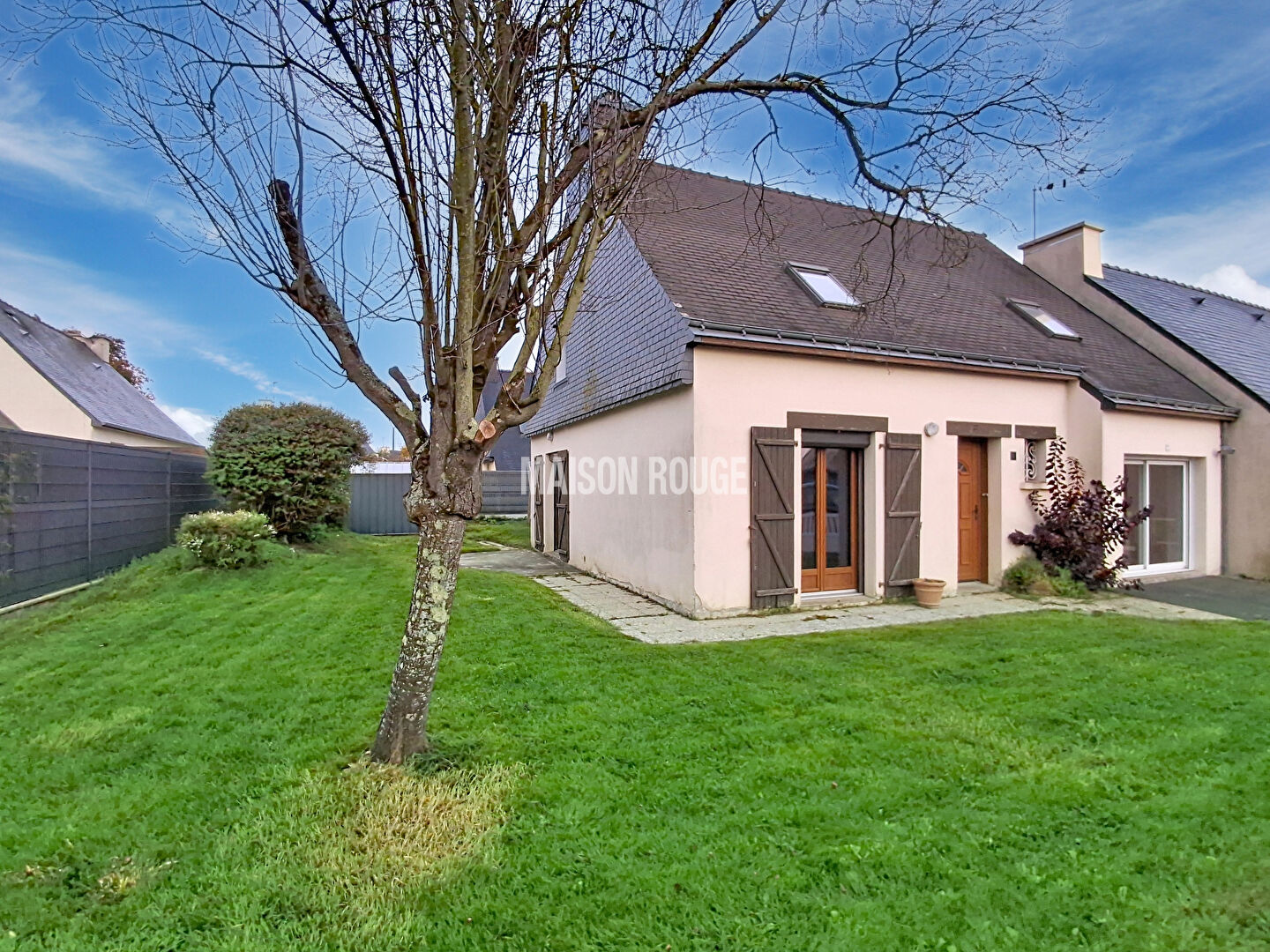 Maison  rénovée Plain-Pied 6 pièces - 100 m² - Ploufragan