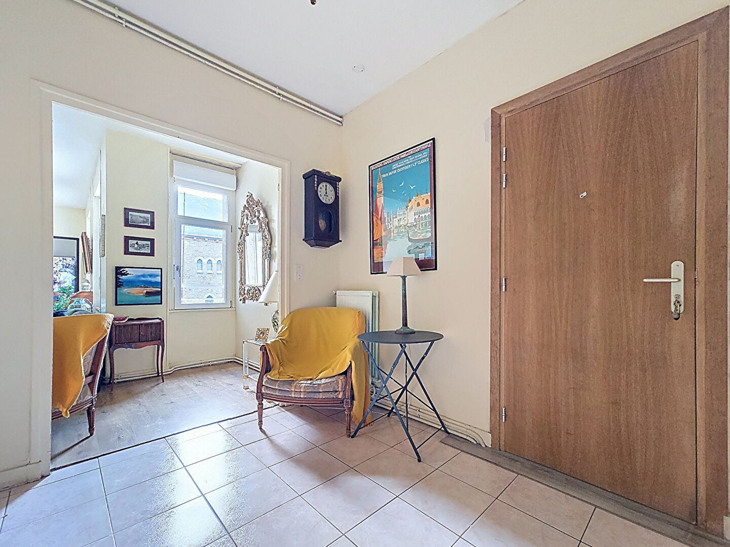 Photo A VENDRE - APPARTEMENT - DEUX CHAMBRES - 84M² - VILLE HISTORIQUE - SAINT MALO image 2/6