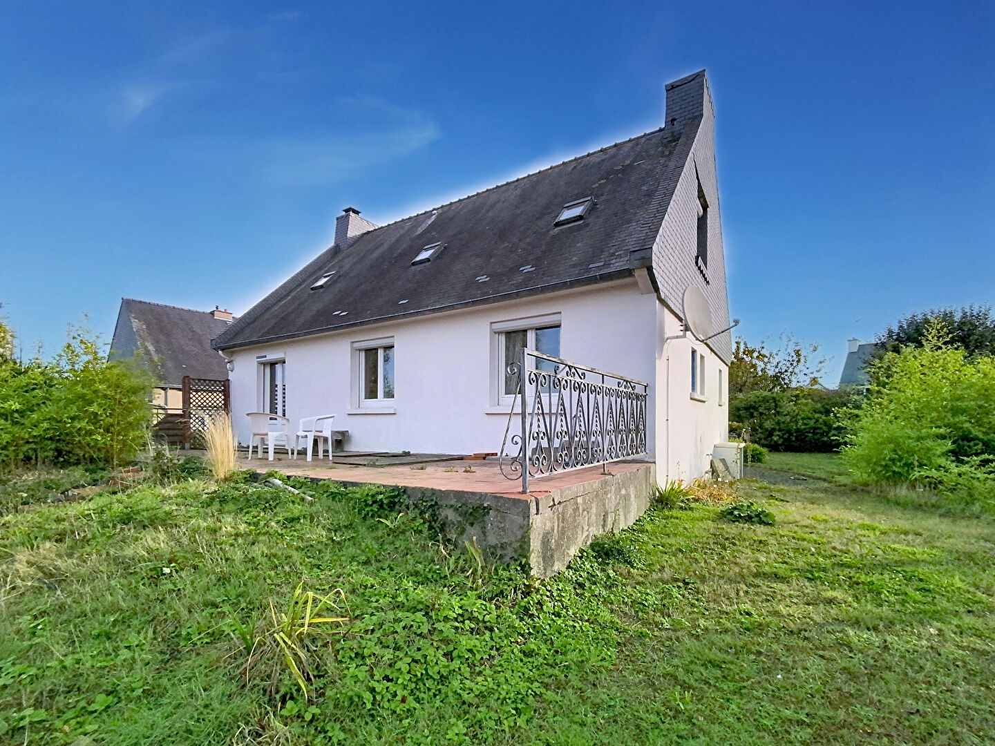 Photo PLOUEZEC Maison proche mer 122 m²  Jardin 1600m² image 3/6