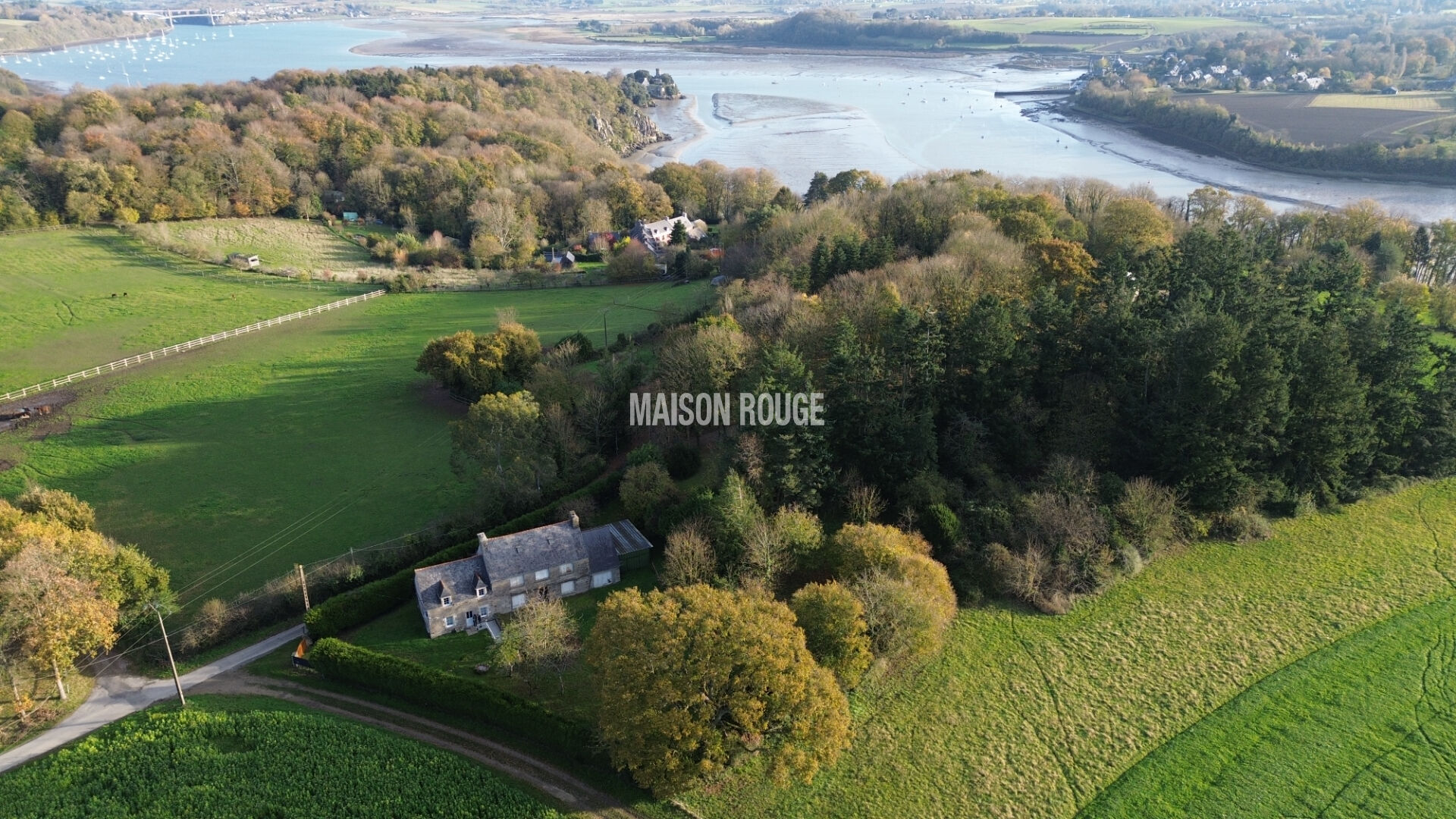 Agence immobilière de Agence Maison Rouge - Plouer sur Rance