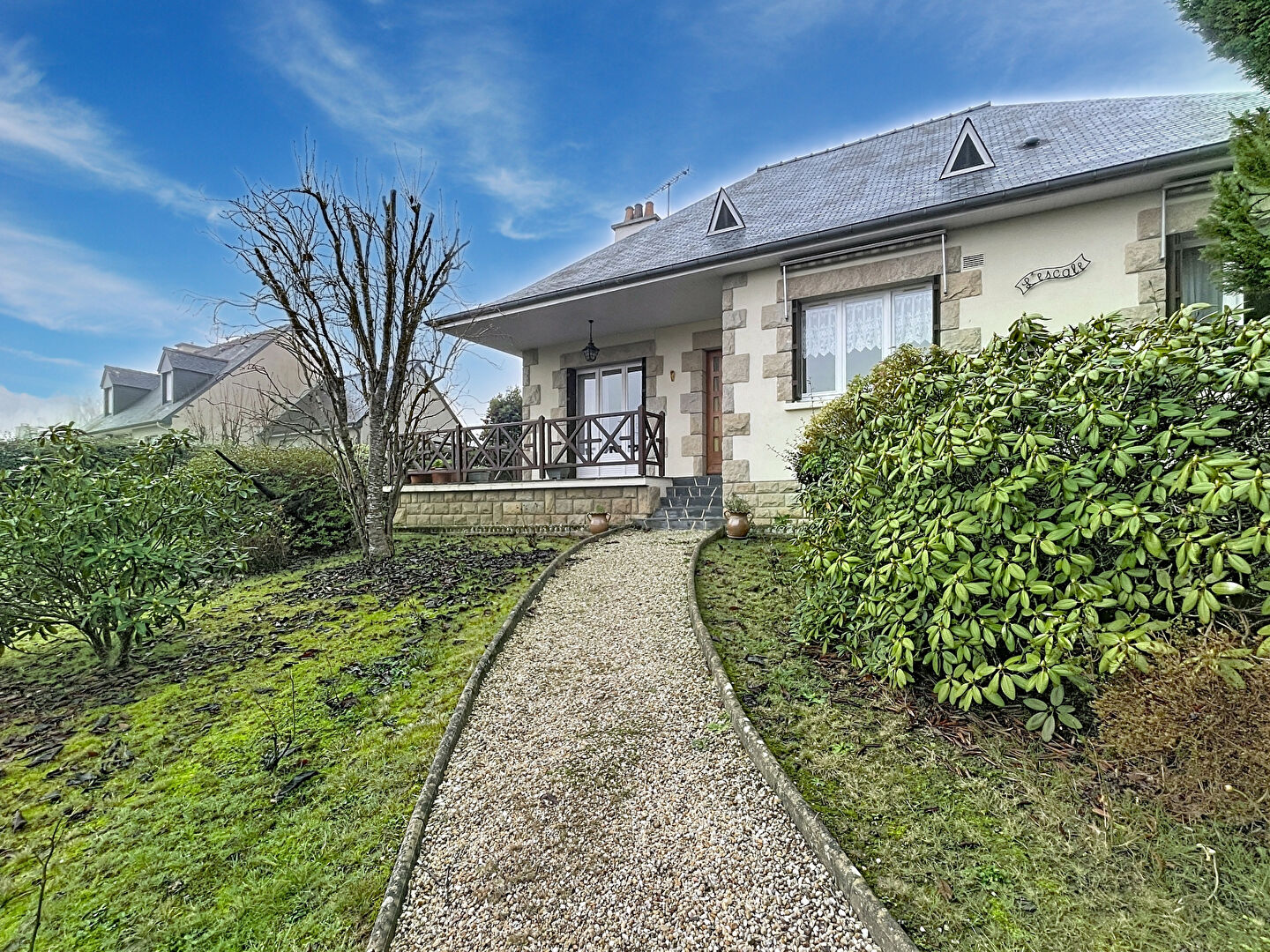 Photo MINIAC-MORVAN - Centre bourg, proche des commodités image 1/6