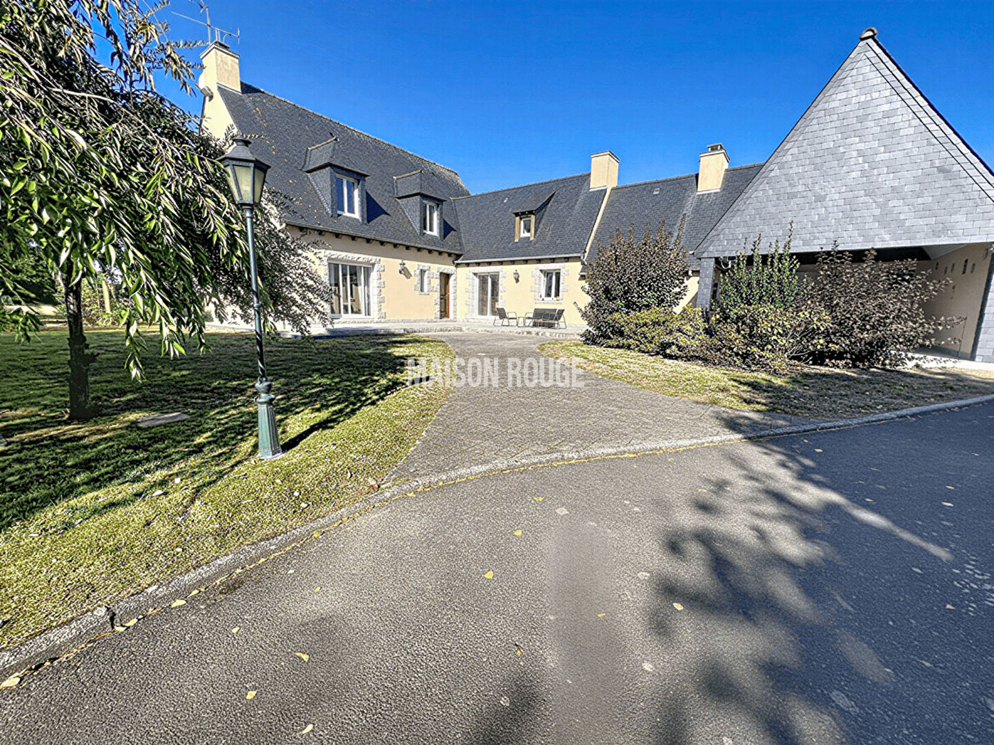 Agence immobilière de MAISON ROUGE - MAISON ROUGE - Le Vivier Sur Mer