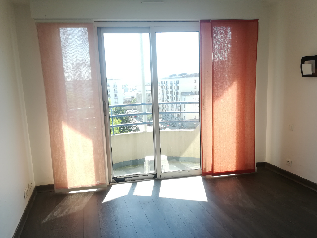 Photo TRES RARE SUR LE MARCHE SUPERBE APPARTEMENT A LOUER BREST CENTRE VUE MER image 6/6