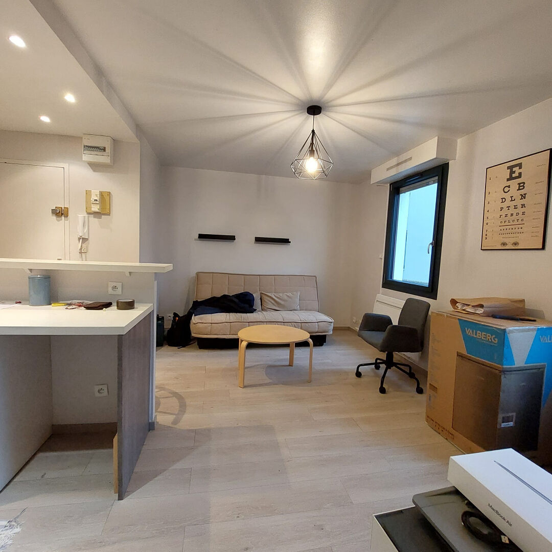 Photo A LOUER CENTRE VILLE T1 BIS MEUBLE EN PARFAIT PROCHE FAC MEDECINE image 2/6