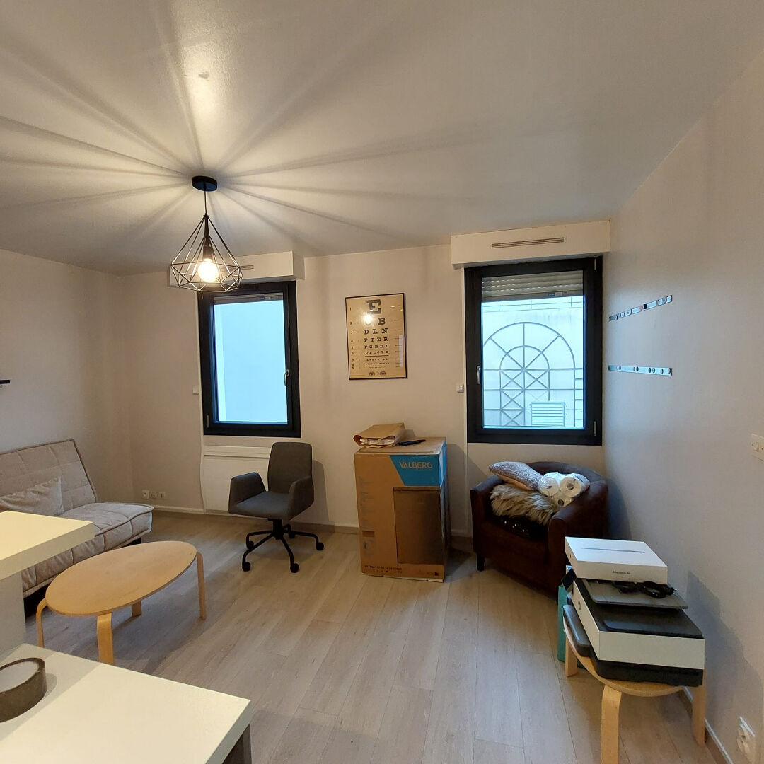 Photo A LOUER CENTRE VILLE T1 BIS MEUBLE EN PARFAIT PROCHE FAC MEDECINE image 3/6