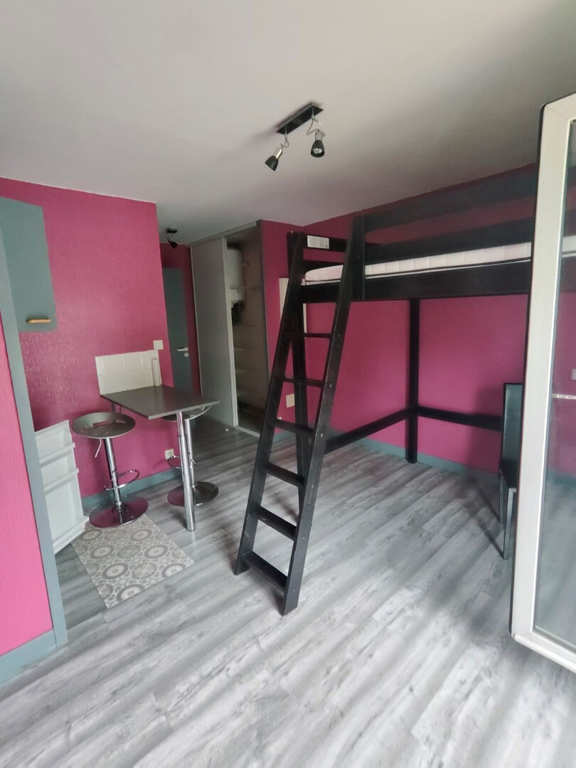A LOUER STUDIO DANS RESIDENCE ETUDIANTE