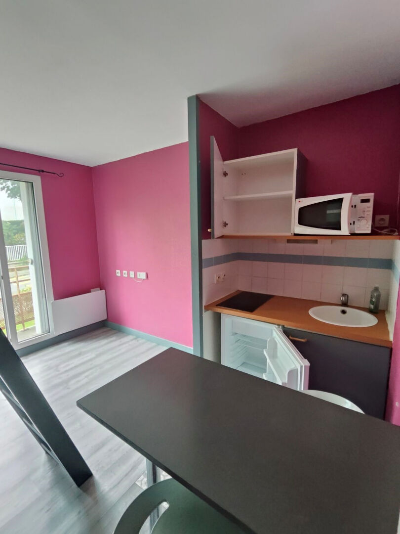 Photo A LOUER STUDIO DANS RESIDENCE ETUDIANTE image 3/5