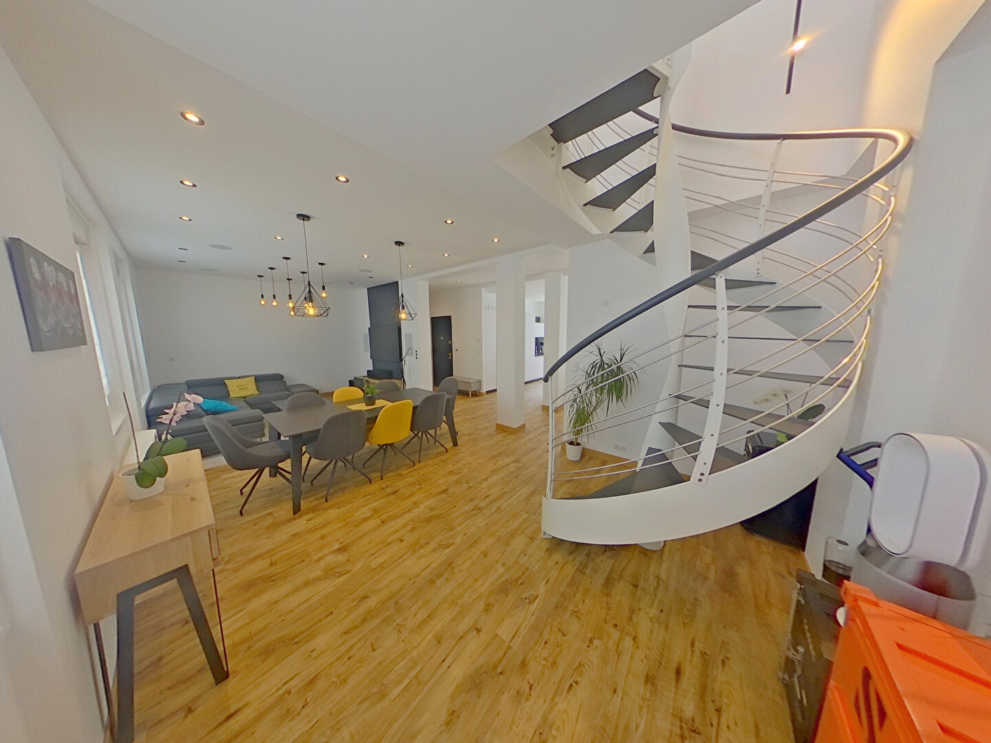 Photo RARE DUPLEX T5 A VENDRE BREST TRIANGLE d'OR - PROCHE GARE - 160 m² image 4/6