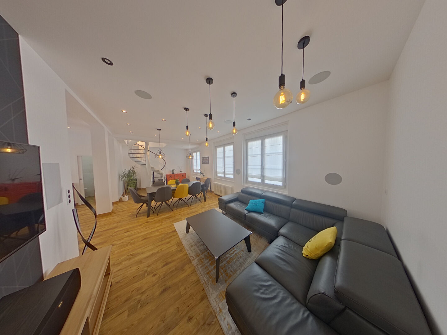 Photo RARE DUPLEX T5 A VENDRE BREST TRIANGLE d'OR - PROCHE GARE - 160 m² image 6/6