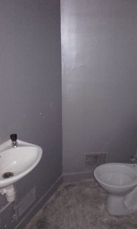 Photo A louer local d'activité de 90 m² Quimper 29 000 image 3/4