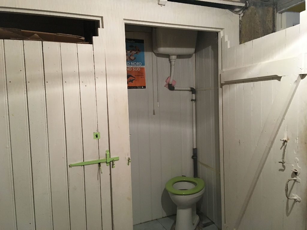 Photo A vendre local commercial ,quartier dynamique sur un axe très fréquenté au centre ville de Quimper 29 000 image 5/6