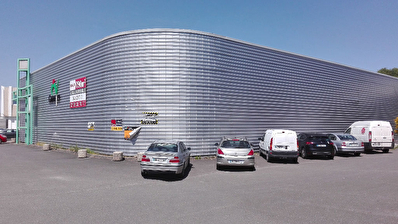 Photo Local commercial  1000 m2 zone de kergaradec image 2/5