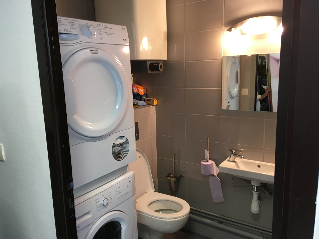 Photo À LOUER  un local  pour tout type d'activité tertiaire ou commercial  de 50 m² centre commercial du Braden 29000 Quimper image 6/6