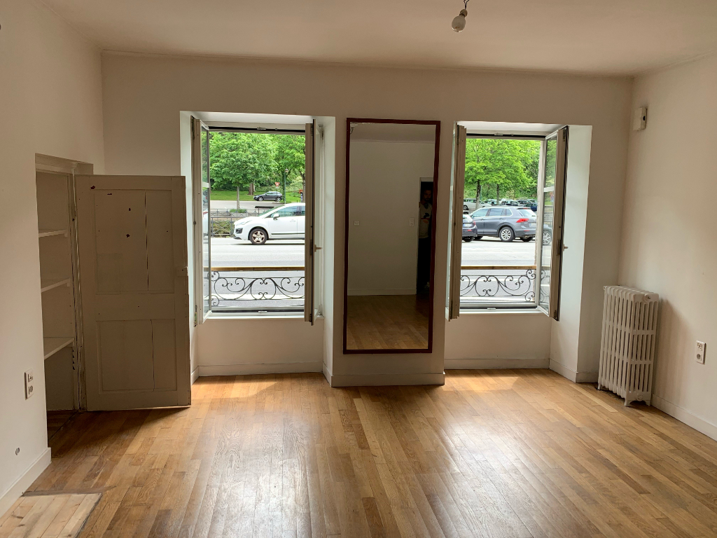 Photo À LOUER bureaux de 40 m² environ proximité tribunal 29000 QUIMPER image 2/6