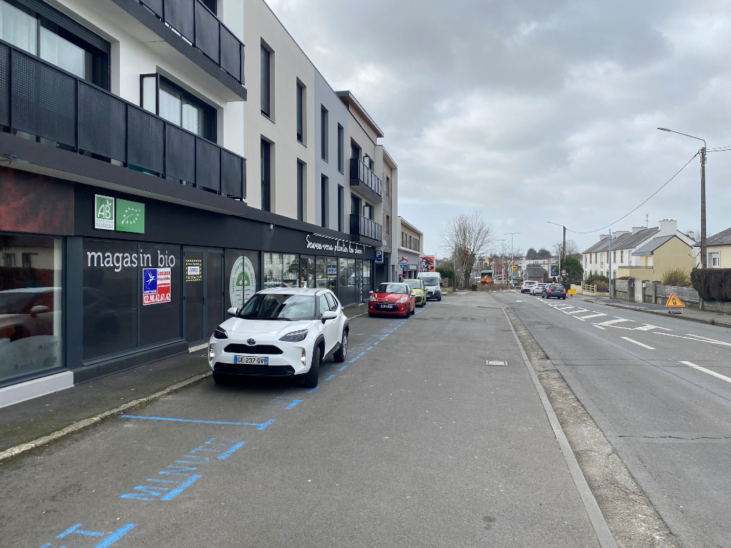 Photo GUIPAVAS A louer un local commercial de 186 m² image 3/4