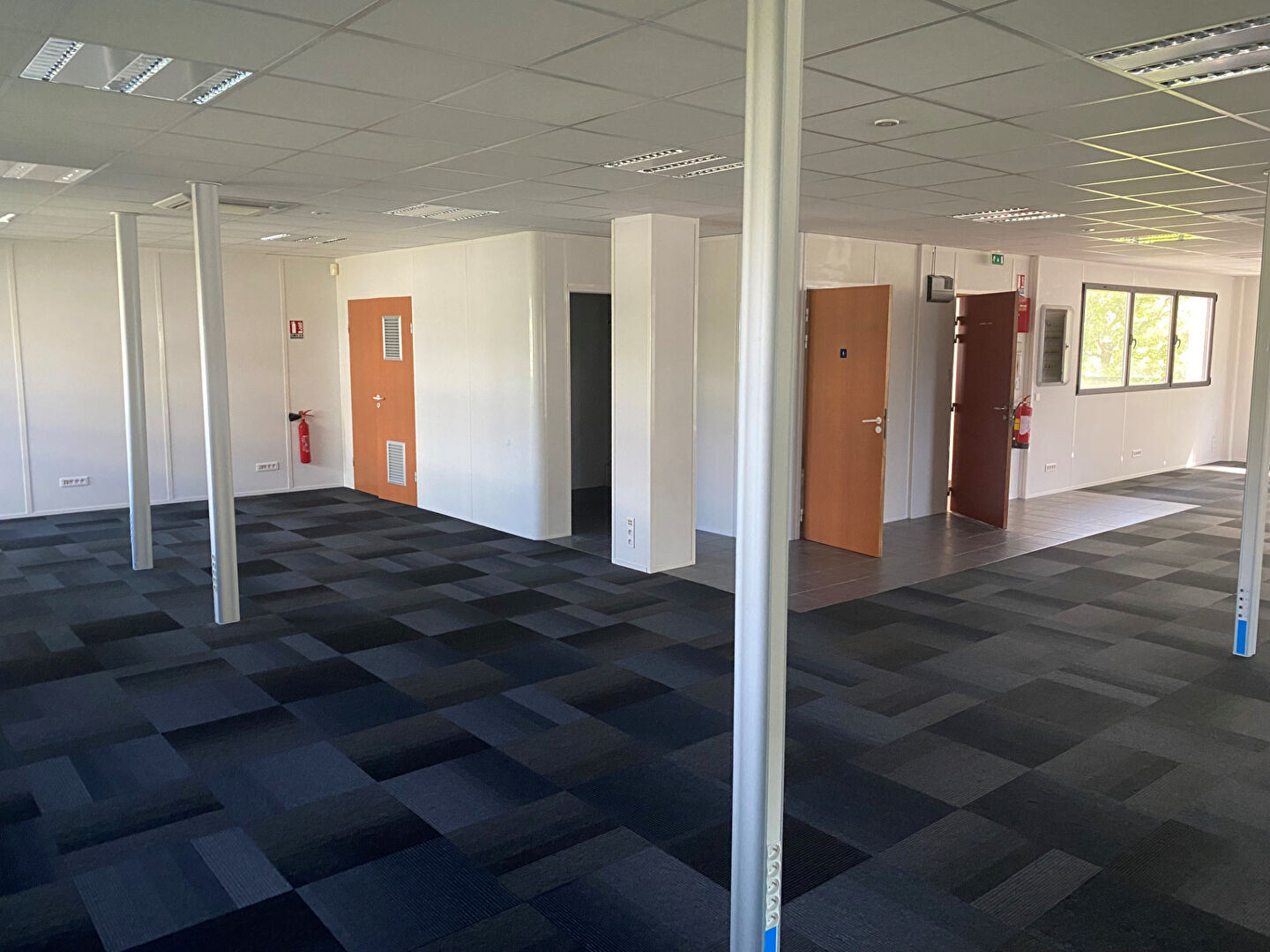 Photo A louer  Bureaux 188 m² Zone de kergaradec à Brest - Gouesnou. image 1/6