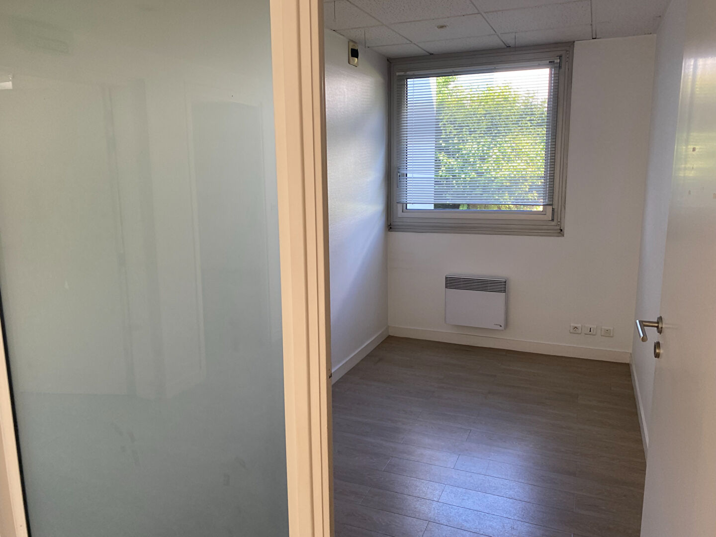 Photo À louer un plateau de bureau de 150 m²  en RDC Créach Gwen 29 000 Quimper image 6/6