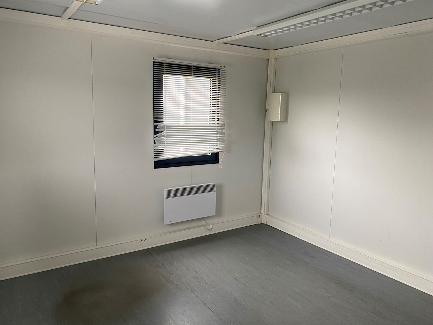 Photo A louer  Local d'activité Plabennec 230 m2 image 2/6