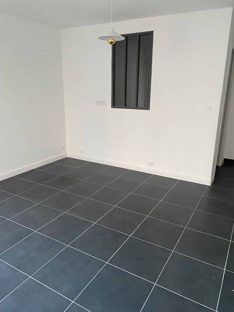 Photo Local commercial Brest  35 m2 image 3/5