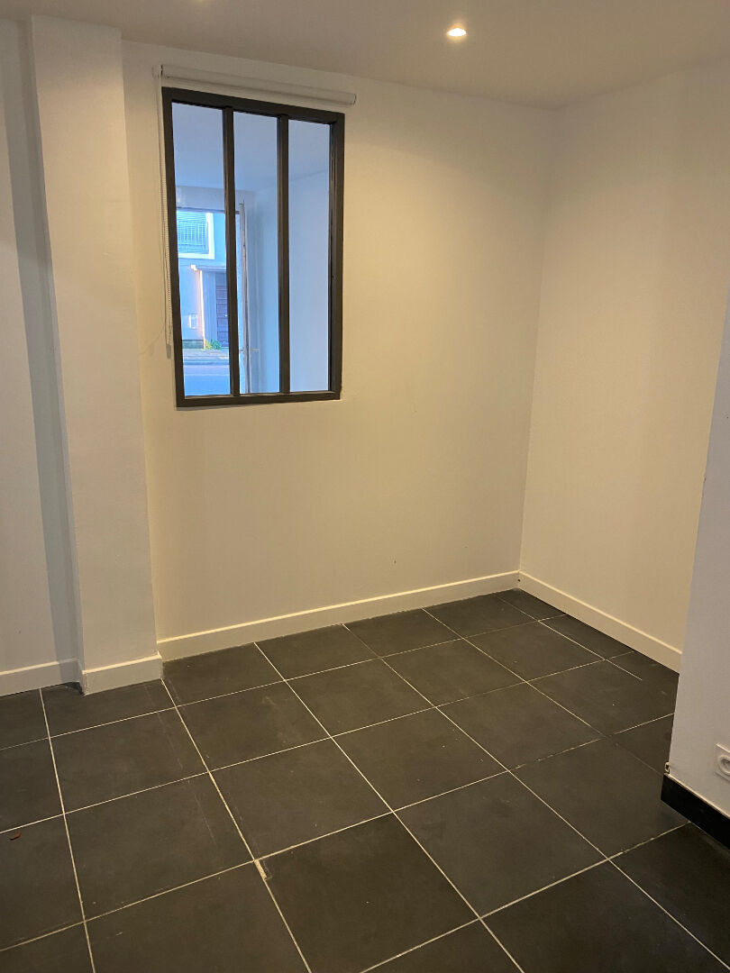 Photo Local commercial Brest  35 m2 image 4/5