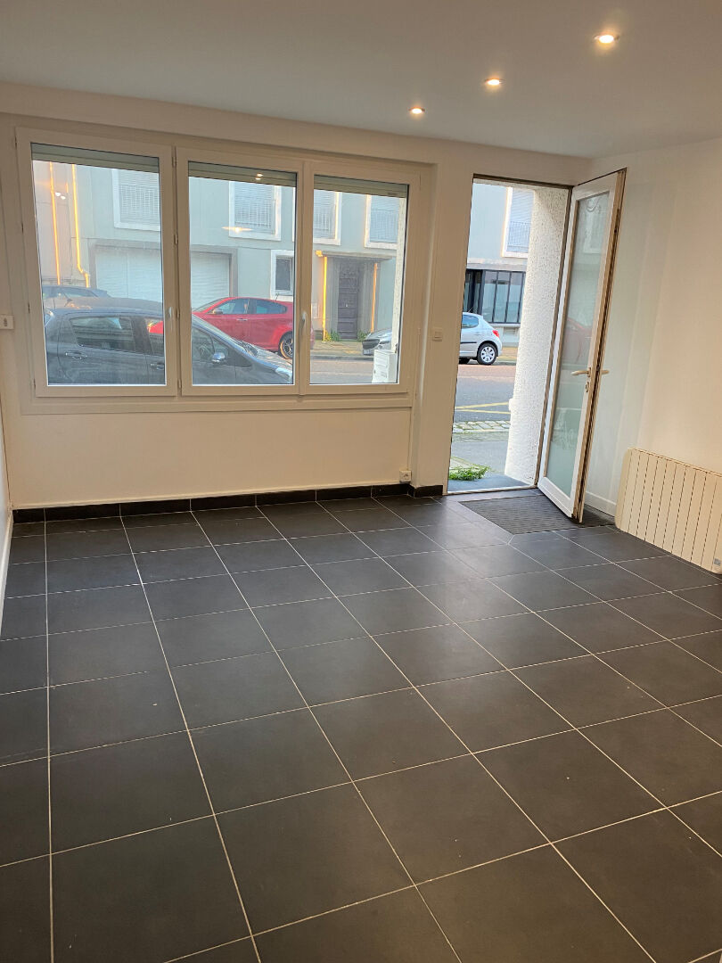 Photo Local commercial Brest  35 m2 image 5/5