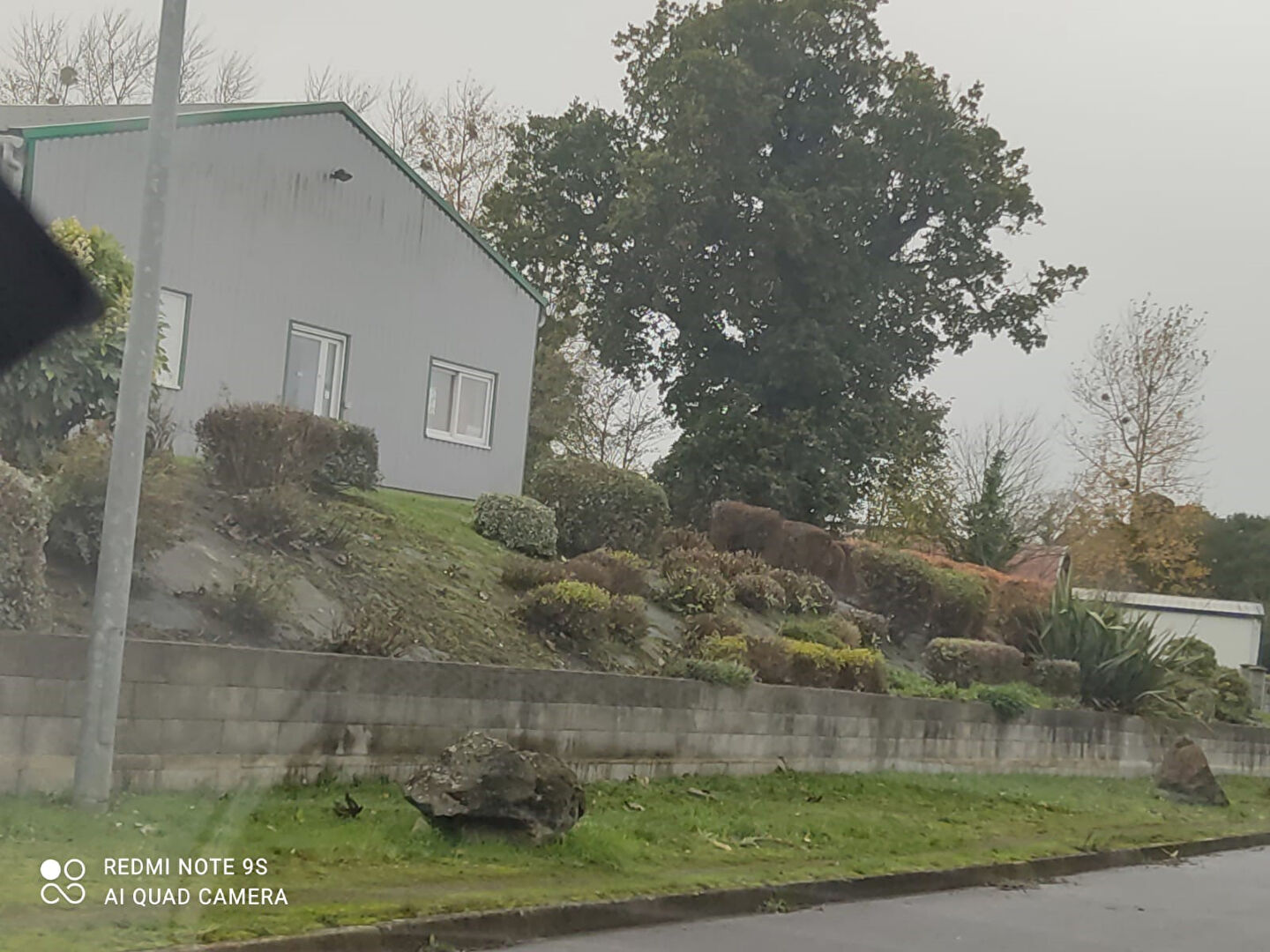 Photo À vendre un immeuble de rapport, local professionnel avec locataire en place loyer annuel 13 800 image 5/6