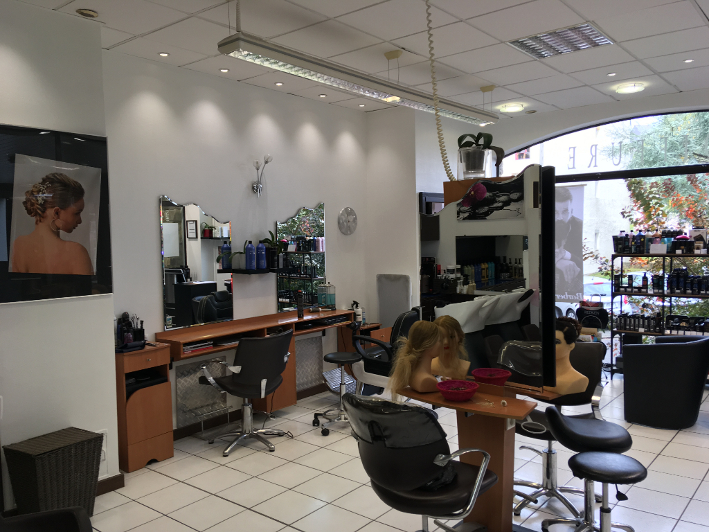 Photo de 50 m² centre commercial du Braden 29000 Qu À VENDRE un local pour tout type d'activité tertiaire ou commerciale ,d'une surface de  50 m²imper image 4/6