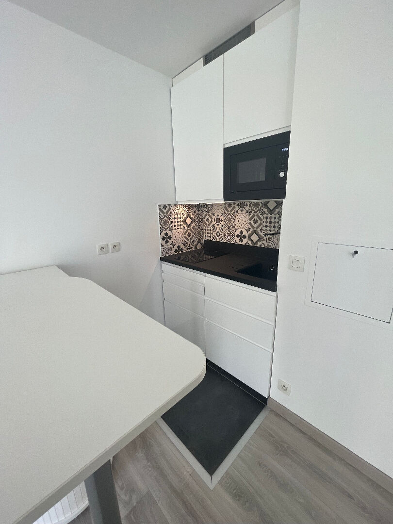 Photo APPARTEMENT- 1 pièce - 25.40 m² image 3/6