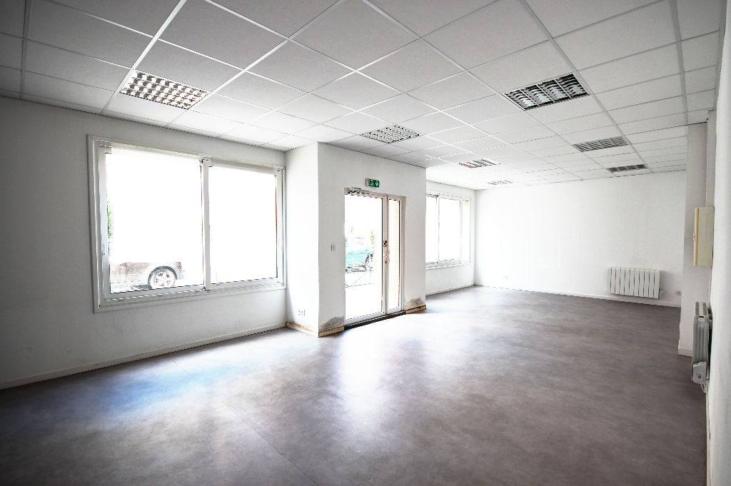 Photo Bureaux LA GARENNE image 3/5