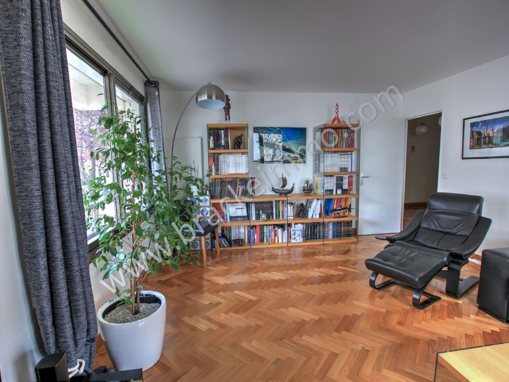 Vente Appartement de 3 pièces 71 m² - COURBEVOIE 92400 | BRACKE IMMOBILIER COURBEVOIE - AR photo1