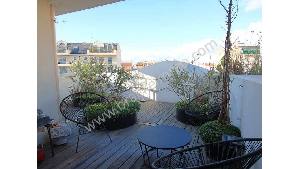 Vente Appartement de 3 pièces 75 m² - LA GARENNE COLOMBES 92250 | BRACKE IMMOBILIER COURBEVOIE - AR photo1