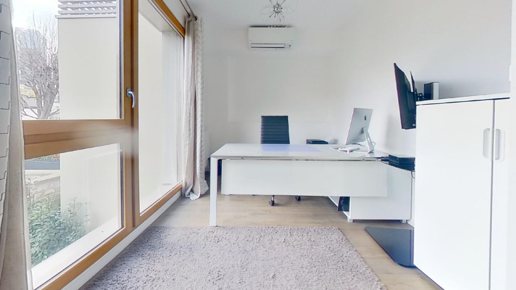 Vente Appartement de 5 pièces 126 m² - COURBEVOIE 92400 | BRACKE IMMOBILIER COURBEVOIE - AR photo9