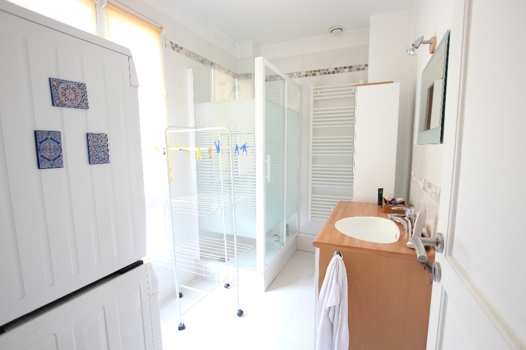 Vente Appartement de 5 pièces 93 m² - COURBEVOIE 92400 | BRACKE IMMOBILIER COURBEVOIE - AR photo7