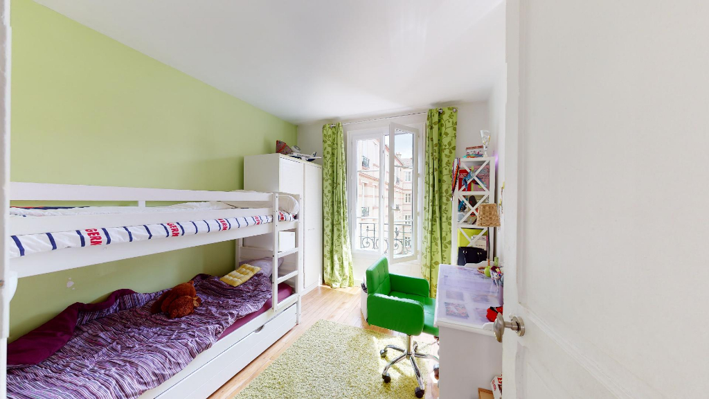 Vente Appartement de 4 pièces 68 m² - COURBEVOIE 92400 | BRACKE IMMOBILIER COURBEVOIE - AR photo4