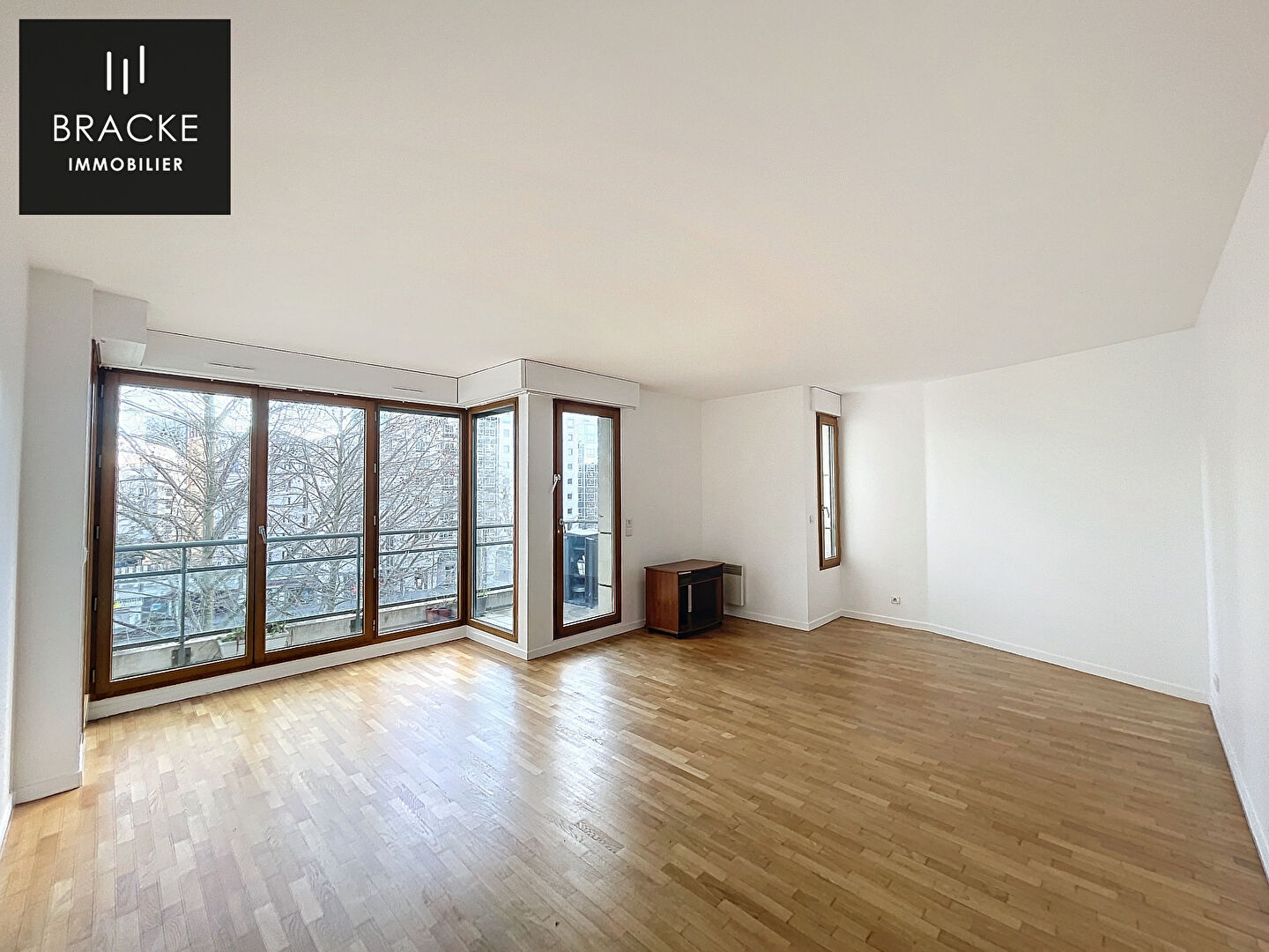 Agence immobilière de BRACKE IMMOBILIER COURBEVOIE
