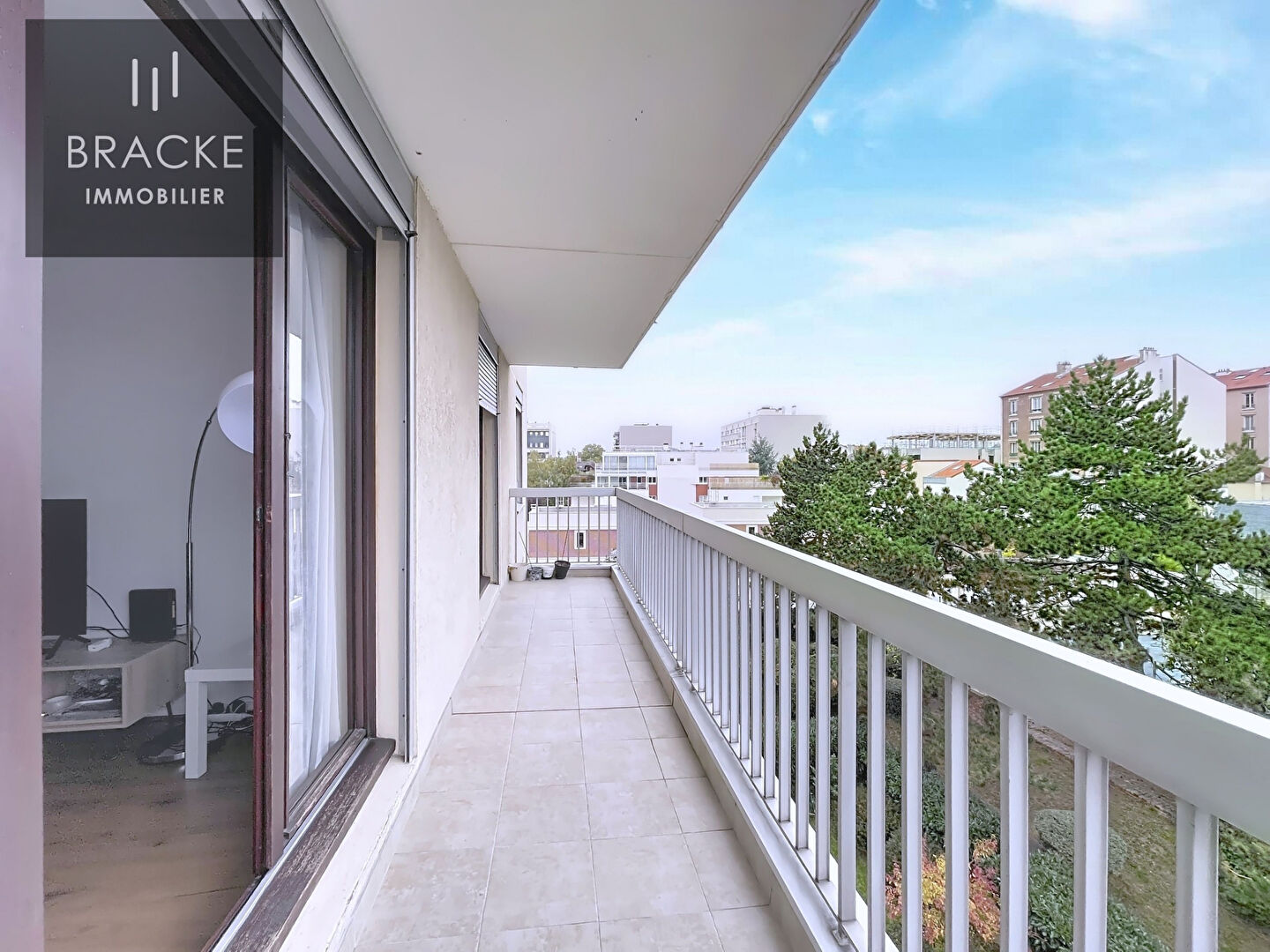 Photo Appartement Courbevoie 3 pièces 68m² + balcon image 1/6