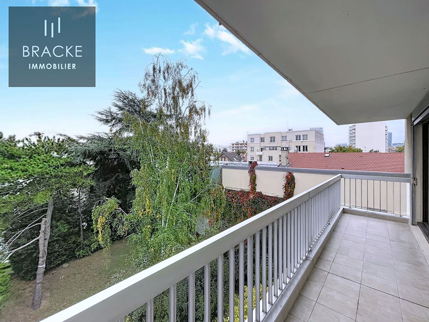 Photo Appartement Courbevoie 3 pièces 68m² + balcon image 4/6