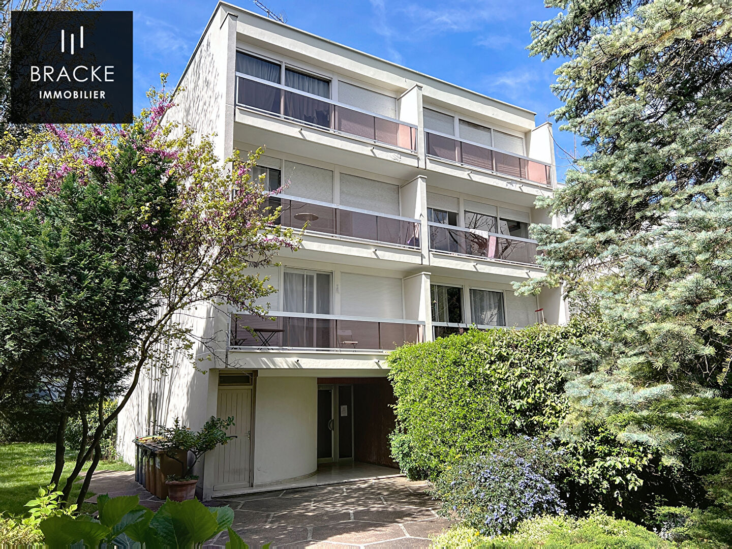 Agence immobilière de BRACKE IMMOBILIER COURBEVOIE