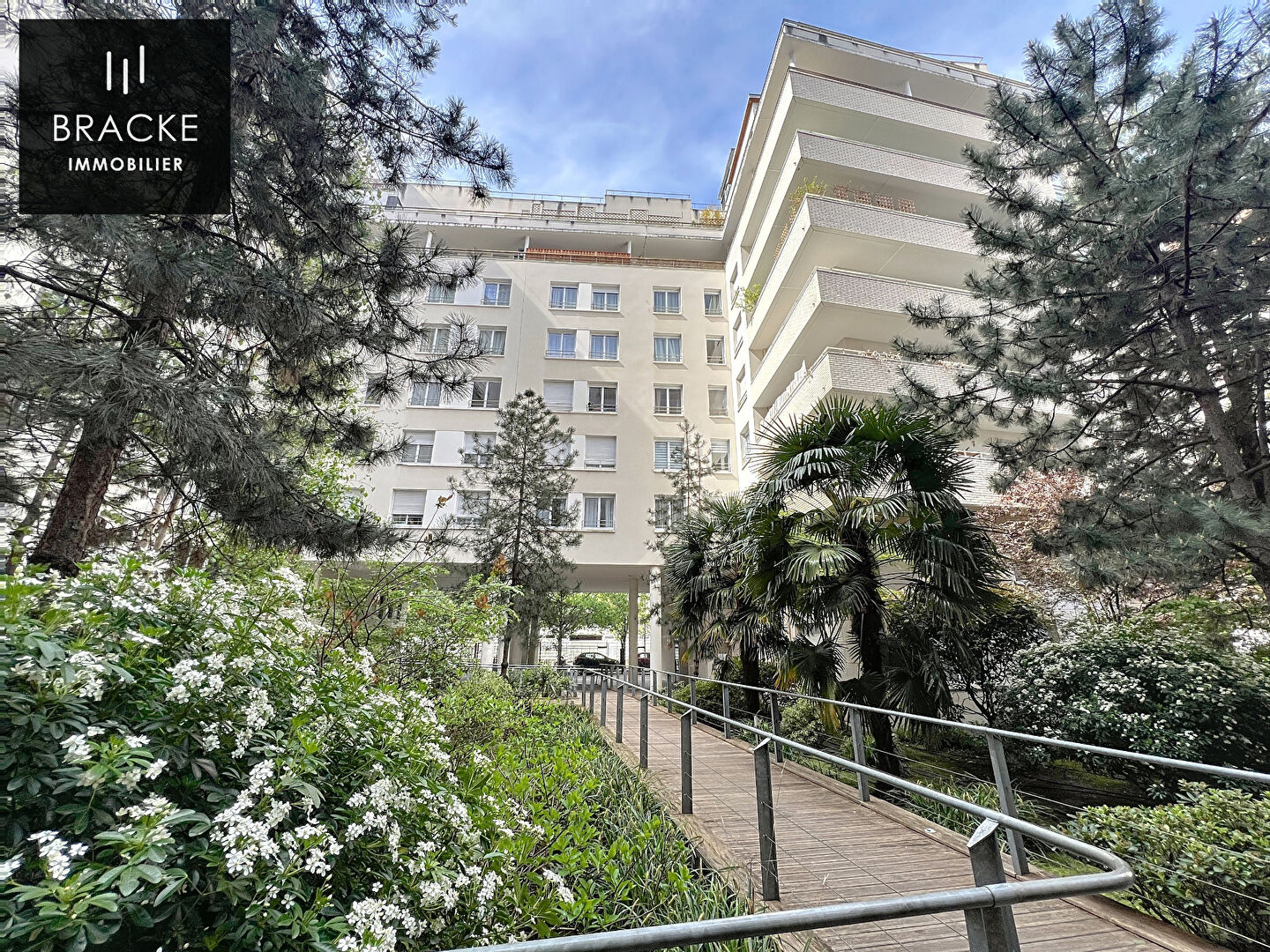 Agence immobilière de BRACKE IMMOBILIER COURBEVOIE