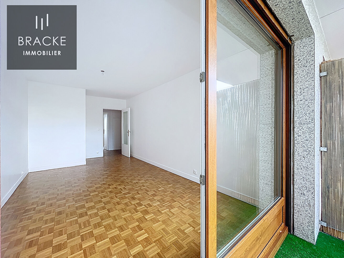 Photo LA GARENNE-COLOMBES - CHARLEBOURG image 5/6