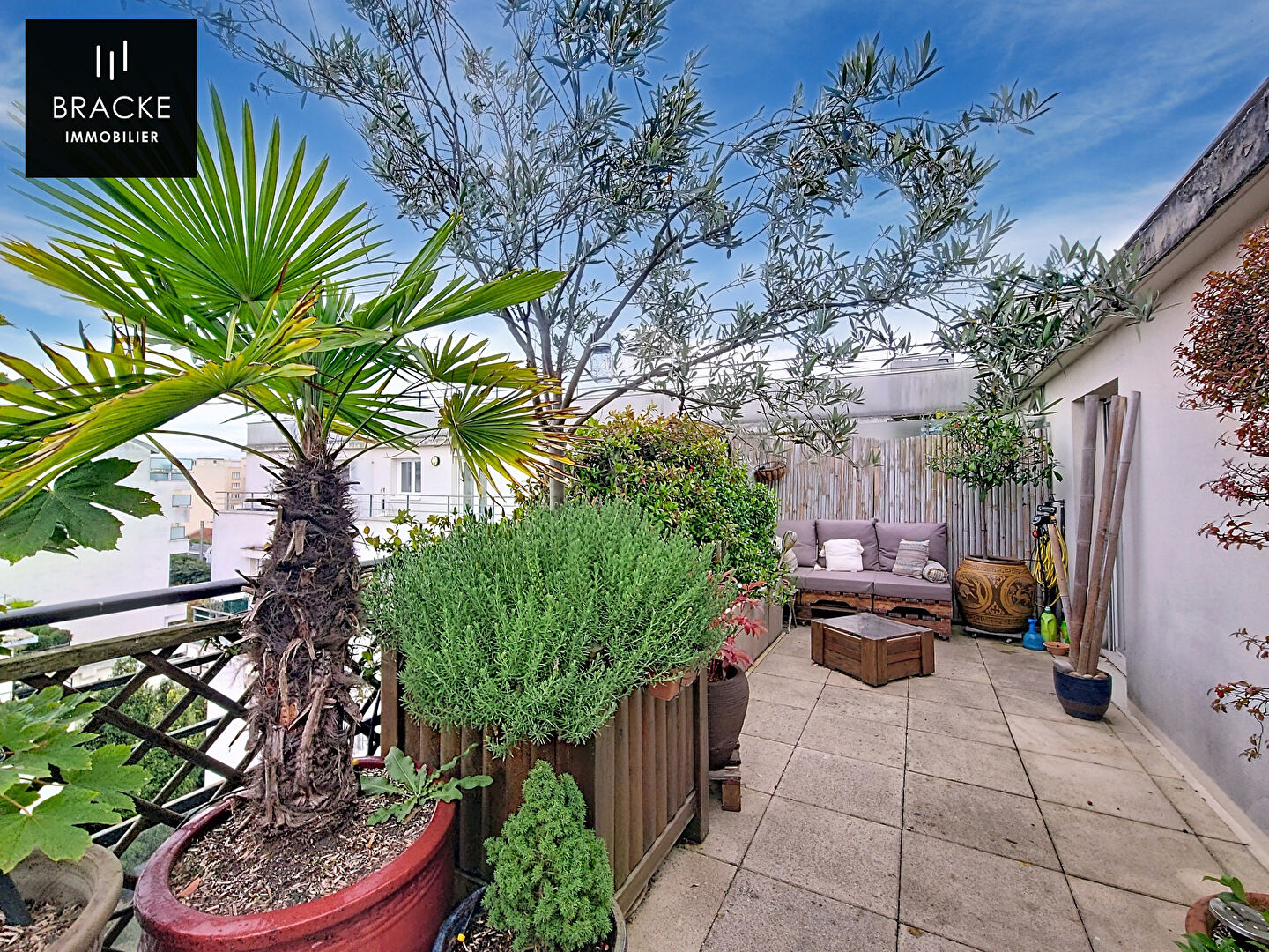 Photo COURBEVOIE GARE - duplex de 5 pièces en dernier étage image 1/6