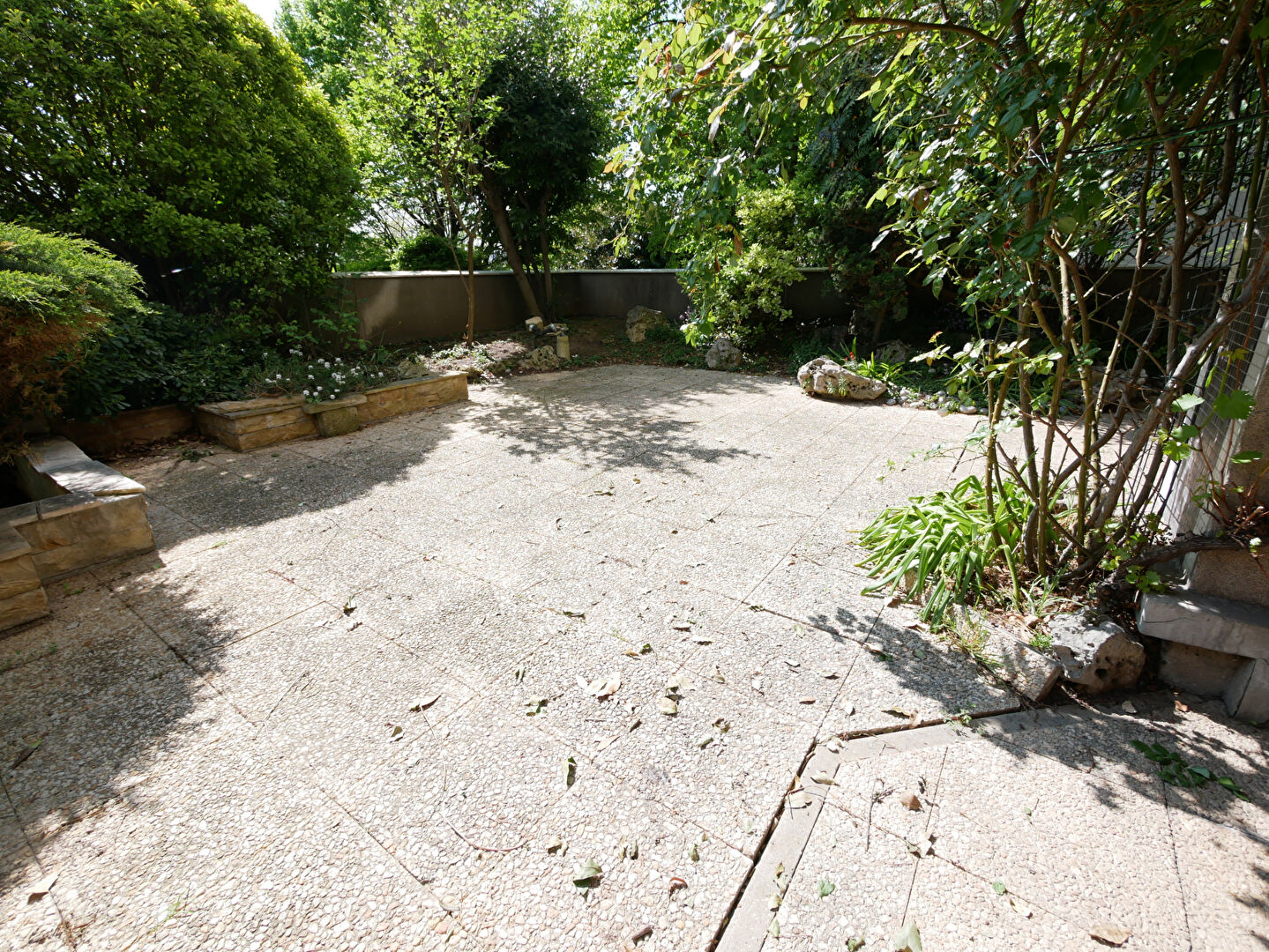 Appartement  5 pièces - Jardin Terrasse - COURBEVOIE FRONT DE SEINE