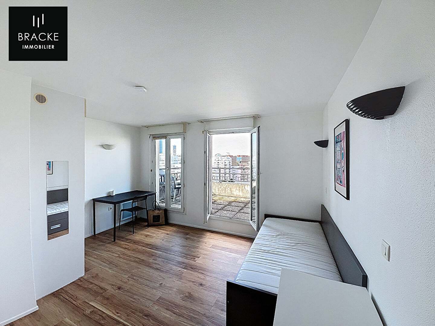 Photo Appartement  STUDIO 20M² + TERRASSE DE 9M² image 2/6