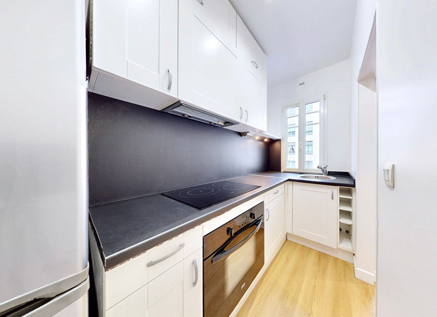 Photo Appartement Courbevoie 2 pièce(s) 38.20 m2 image 5/6