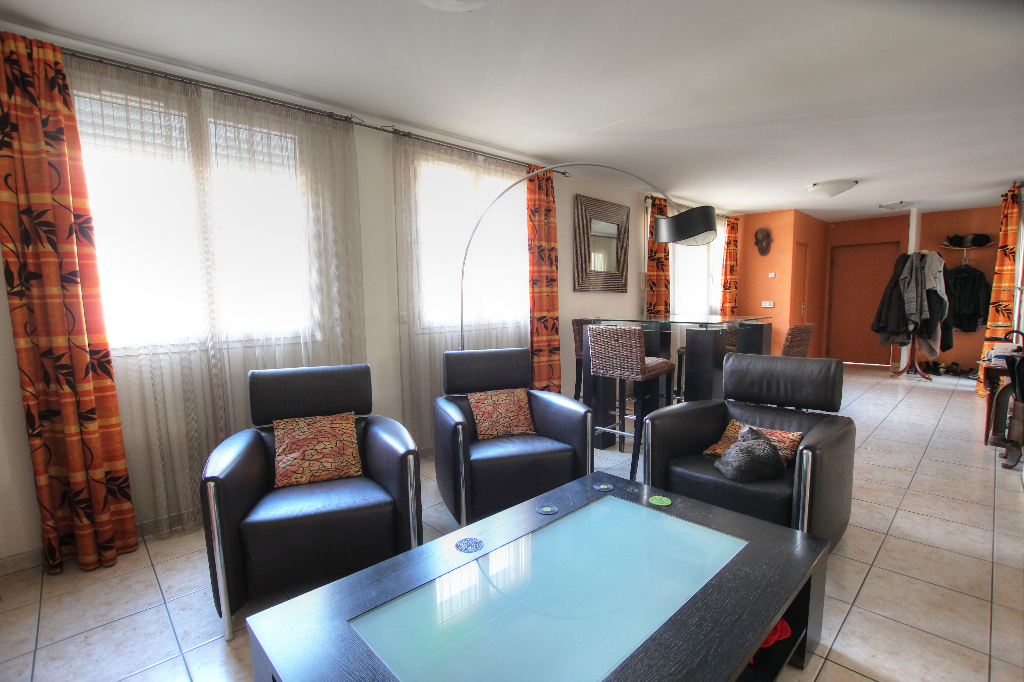 Vente Maison de 7 pièces 160 m² - COURBEVOIE 92400 | BRACKE IMMOBILIER COURBEVOIE - AR photo2