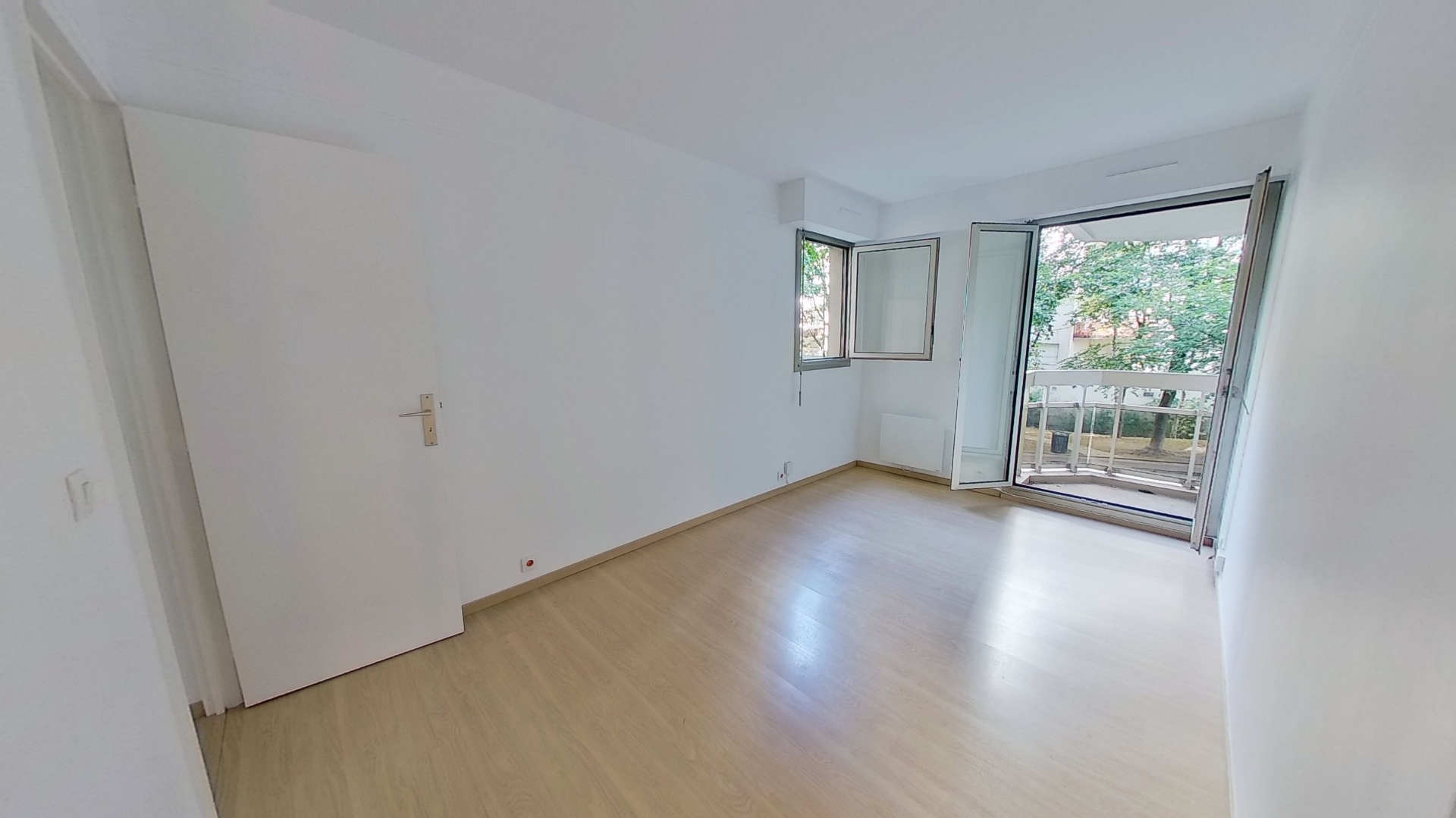 Agence immobilière de BRACKE IMMOBILIER COURBEVOIE
