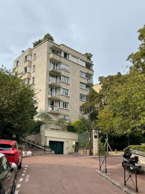 Agence immobilière de BRACKE IMMOBILIER COURBEVOIE