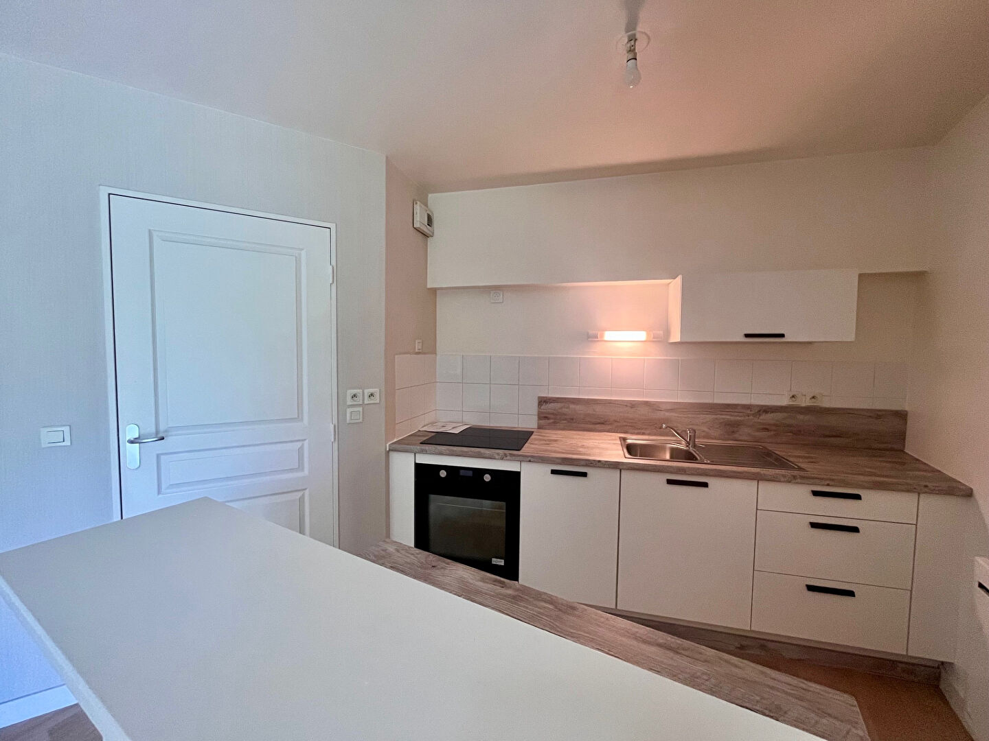 A Louer Appartement Pontivy  Bretagne Morbihan type 3 résidence calme 2 chambres Réf : A202CB - photo 1