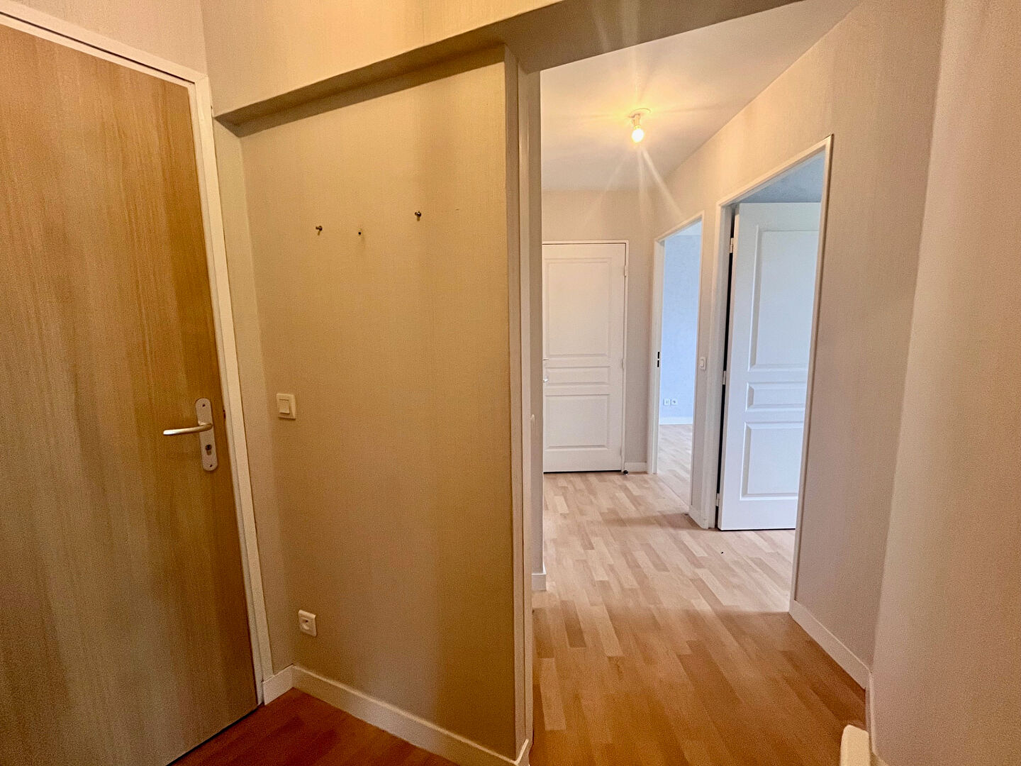 A Louer Appartement Pontivy  Bretagne Morbihan type 3 résidence calme 2 chambres Réf : A202CB - photo 7
