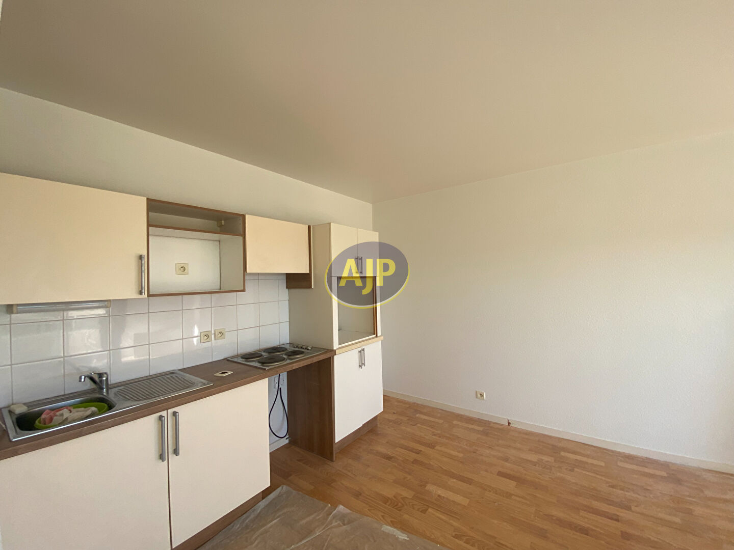 Appartement  lumineux 3 pièce(s)  dans belle résidence  sécurisée - photo 4